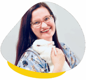 Receptionist, Tarryn